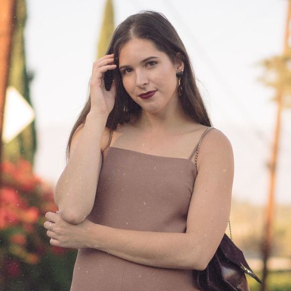 Meet your Posher, Jillian - Picture 1 of 1